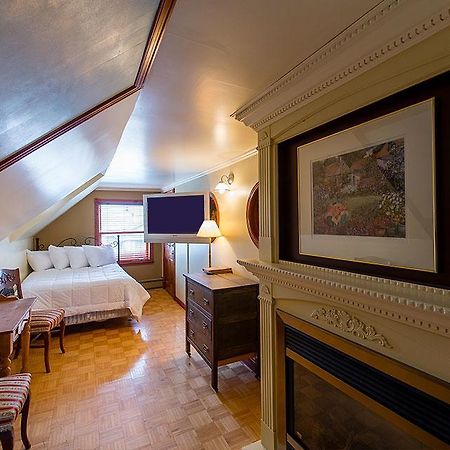 Auberge Mr James Rivière-du-Loup エクステリア 写真