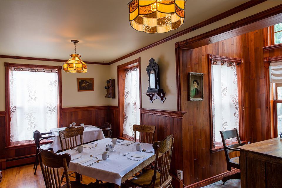 Auberge Mr James Rivière-du-Loup エクステリア 写真